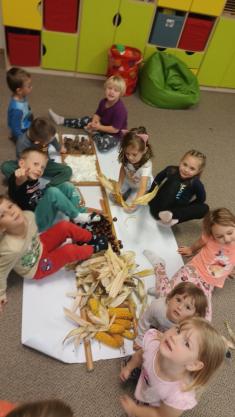 MŠ Div. - hmatový chodník